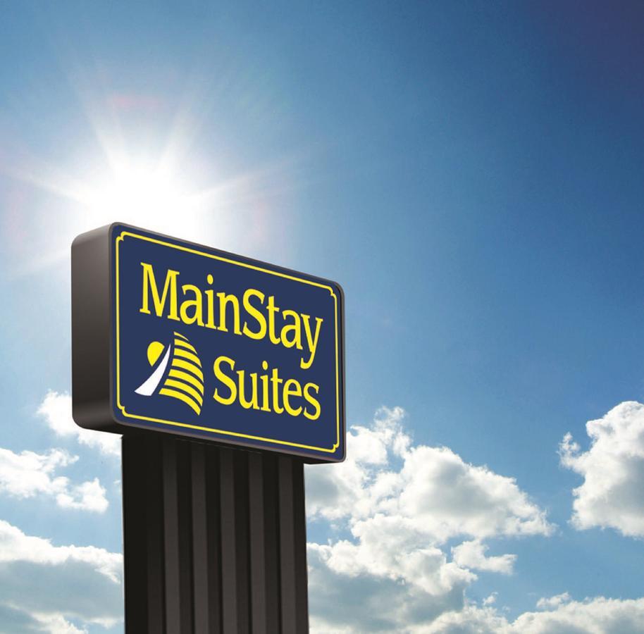 Mainstay Suites Madison - Monona Екстериор снимка