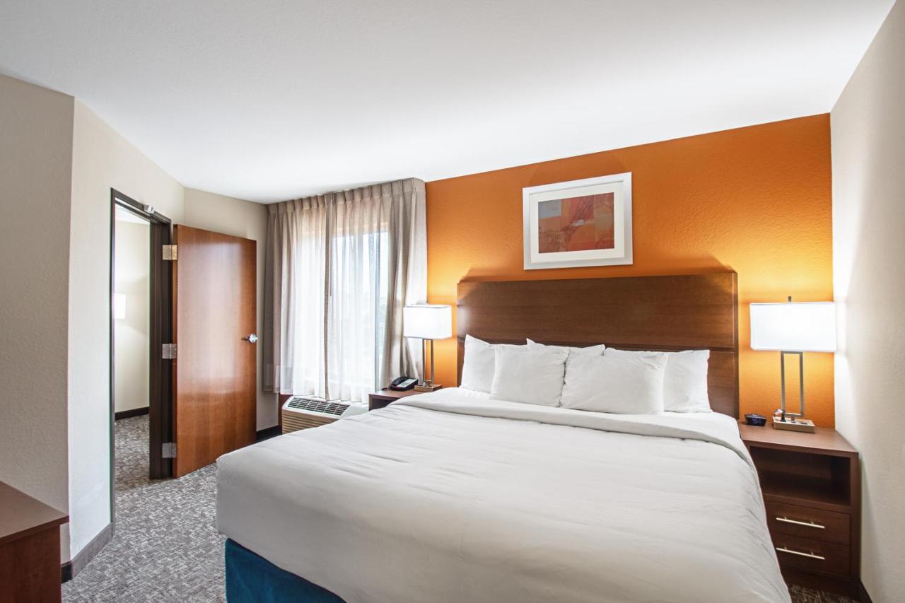 Mainstay Suites Madison - Monona Екстериор снимка